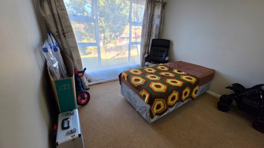 3 Bedroom Property for Sale in Denneoord Western Cape